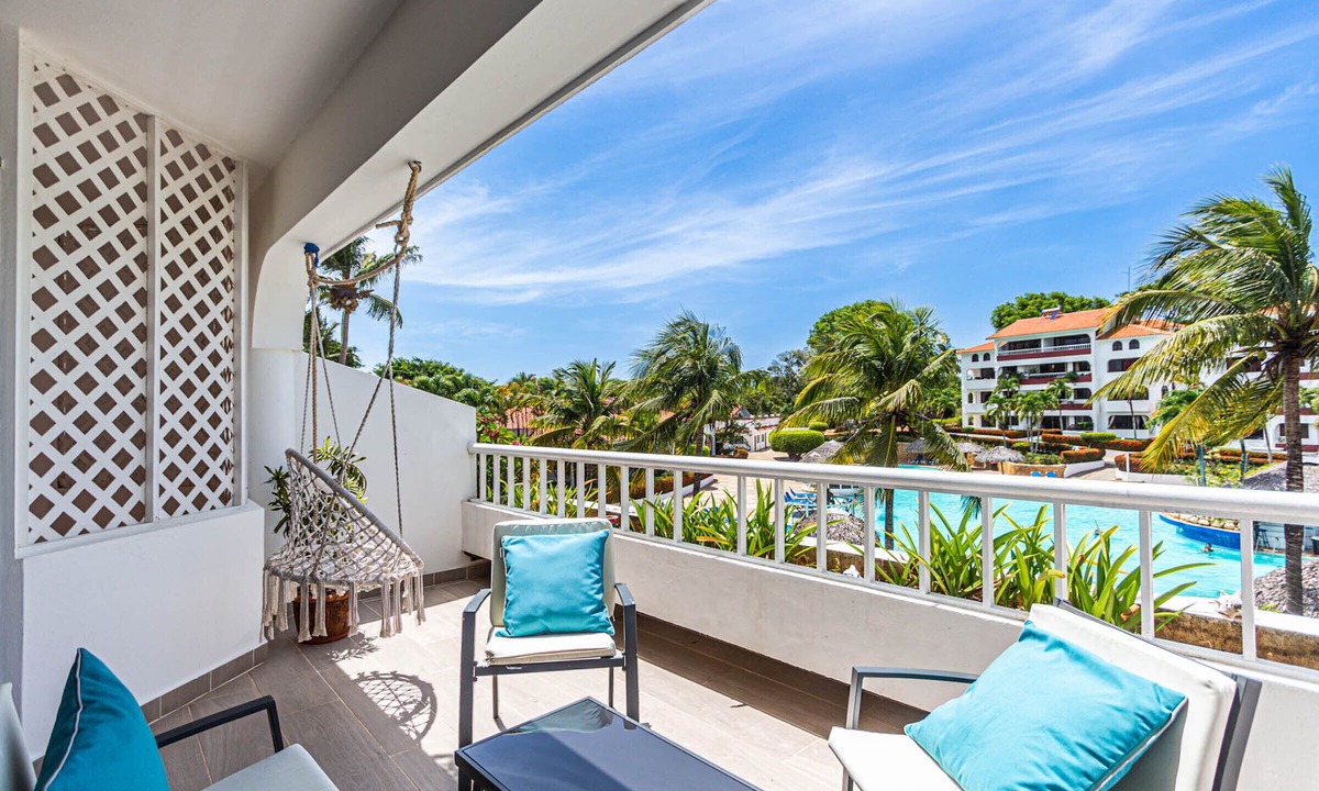 La Mulata Apartment | Serene Sosúa Retreat With the Biggest Pool in Sosua