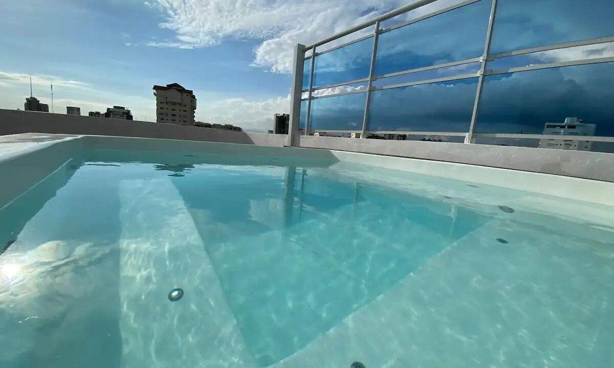 La Julia Apartment | Design Decor - 2BR - Rooftop Jacuzzi - King Size Bed