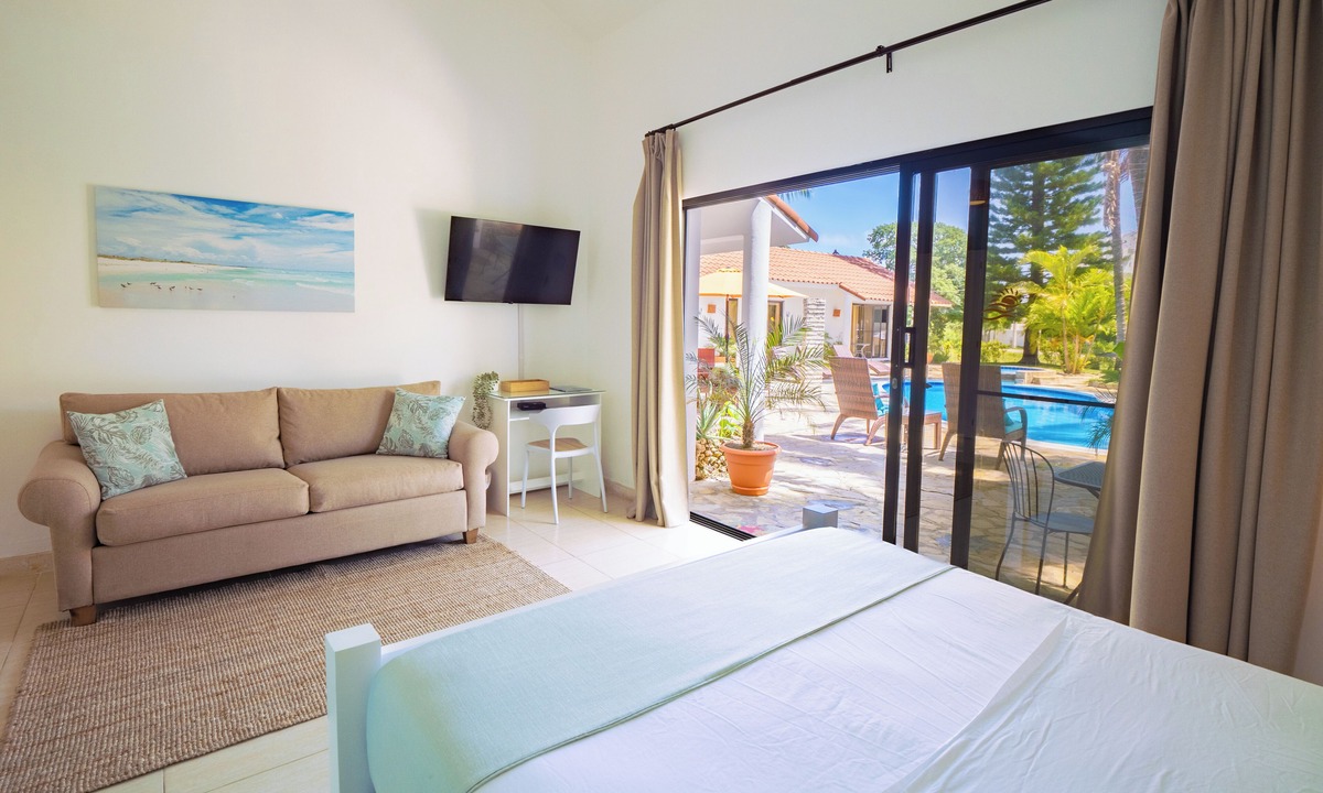 Sosua Bed & Breakfast | Garden by the Sea