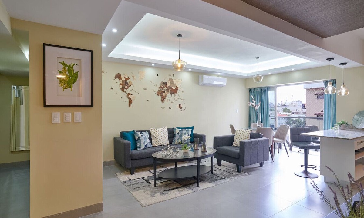 La Julia Condo | Stylish, Cozy City Center 2 bedroom 2 bath Apt, Full AC, Pool, Near All.
