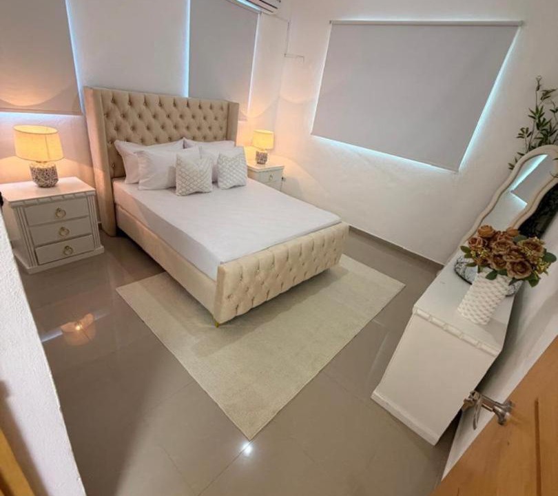 Prado Oriental House | Oasis2