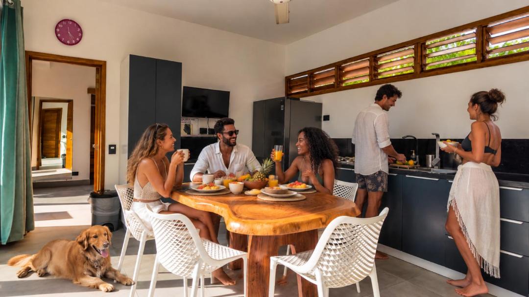 La Iglesia House | 5 Bedroom Villa With BBQ and Washer