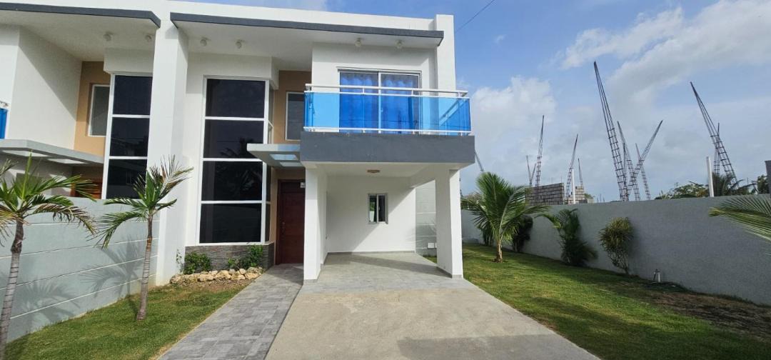 Cabarete Villa | Caribbean Townhouse Pool Beach Nearby