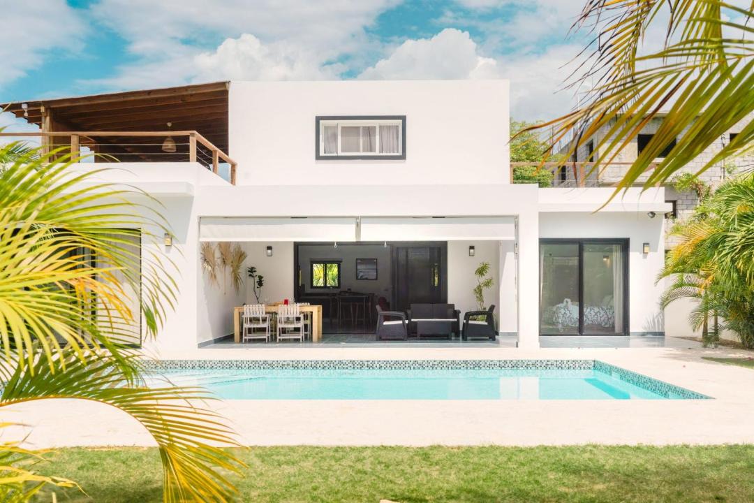 La Iglesia Villa | Las Terrenas - Private 4-Bedroom Villa with Pool, 7-Minute Walk to Beach Town