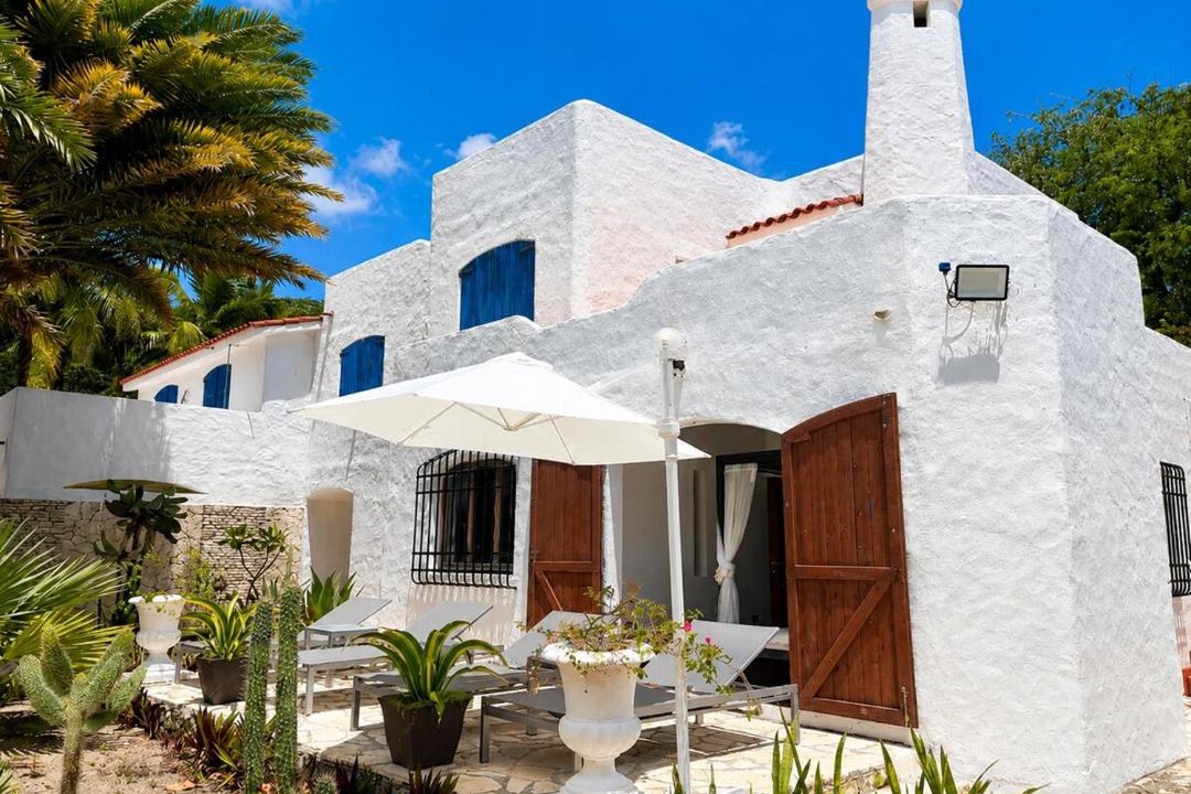 Las Charcas Villa | Casa Manarola Oceanfront Oasis & Pizza Cabin