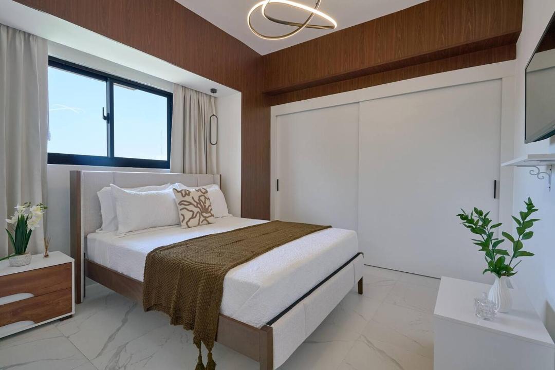 Evaristo Morales Apartment | 2BR Urban Oasis DowntownSD with Pool & Gym & Balcony