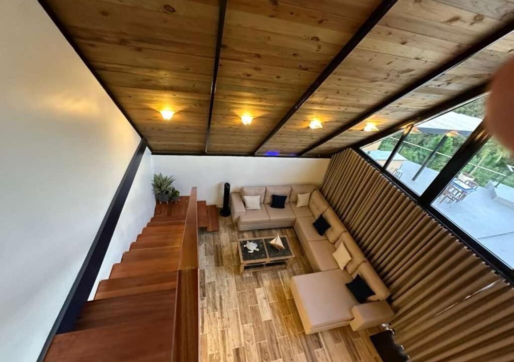 San Jose de las Matas Ski Chalet | Alpine River Cabin with direct access to the river