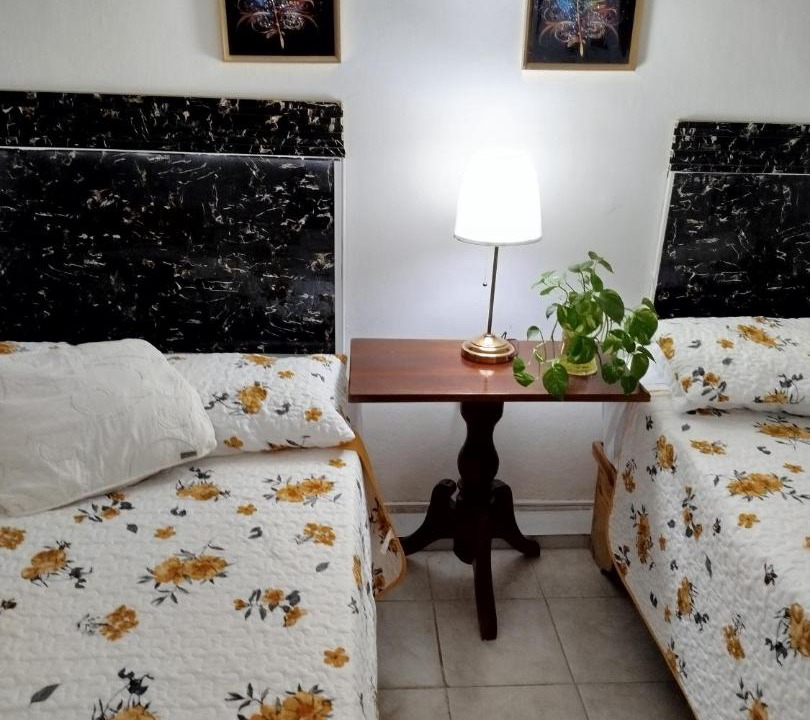 Pedernales House | Hotel El Almendro