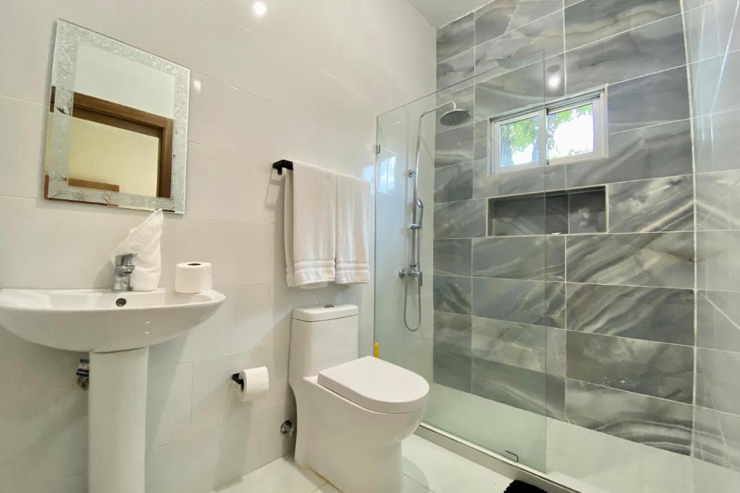 Rio San Juan Apartment | Apartamento Fonzeka B1 A 1 Min de Playa 3 habitaciones Lujo Parqueo