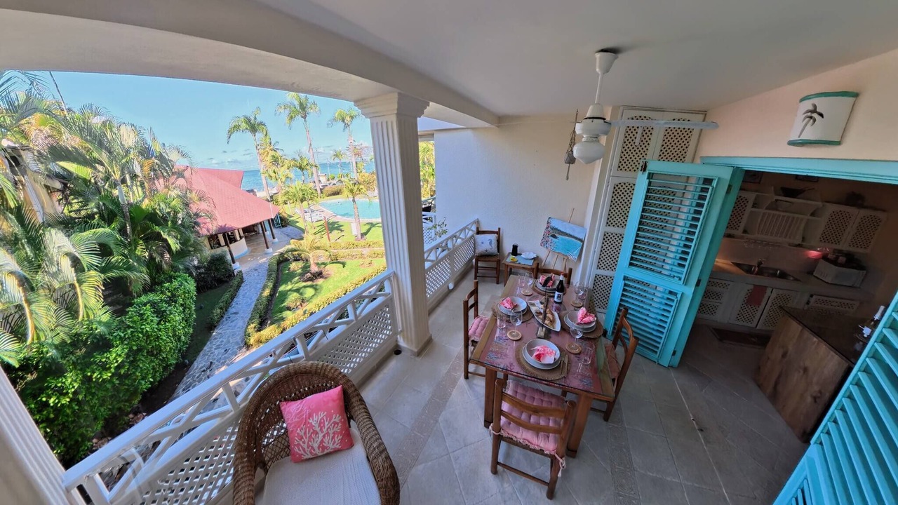 Photo of Patio Balcony in La Iglesia