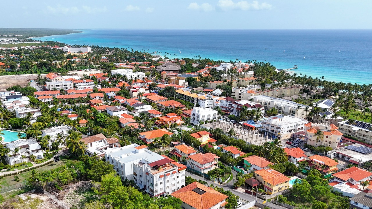 Photo of Others in Dominicus