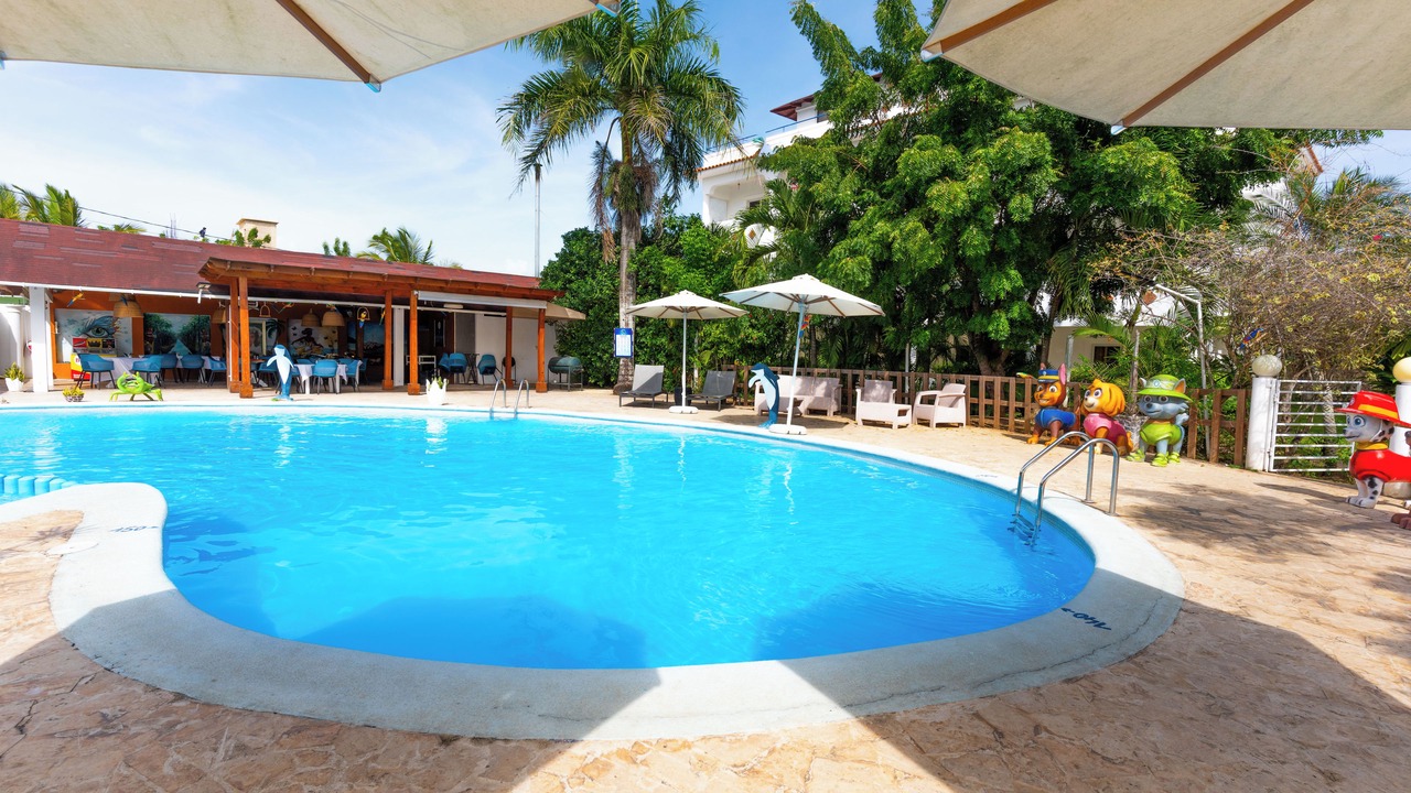 Photo of Others in Dominicus