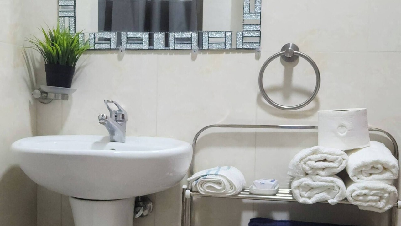 Photo of Bathroom in Veron