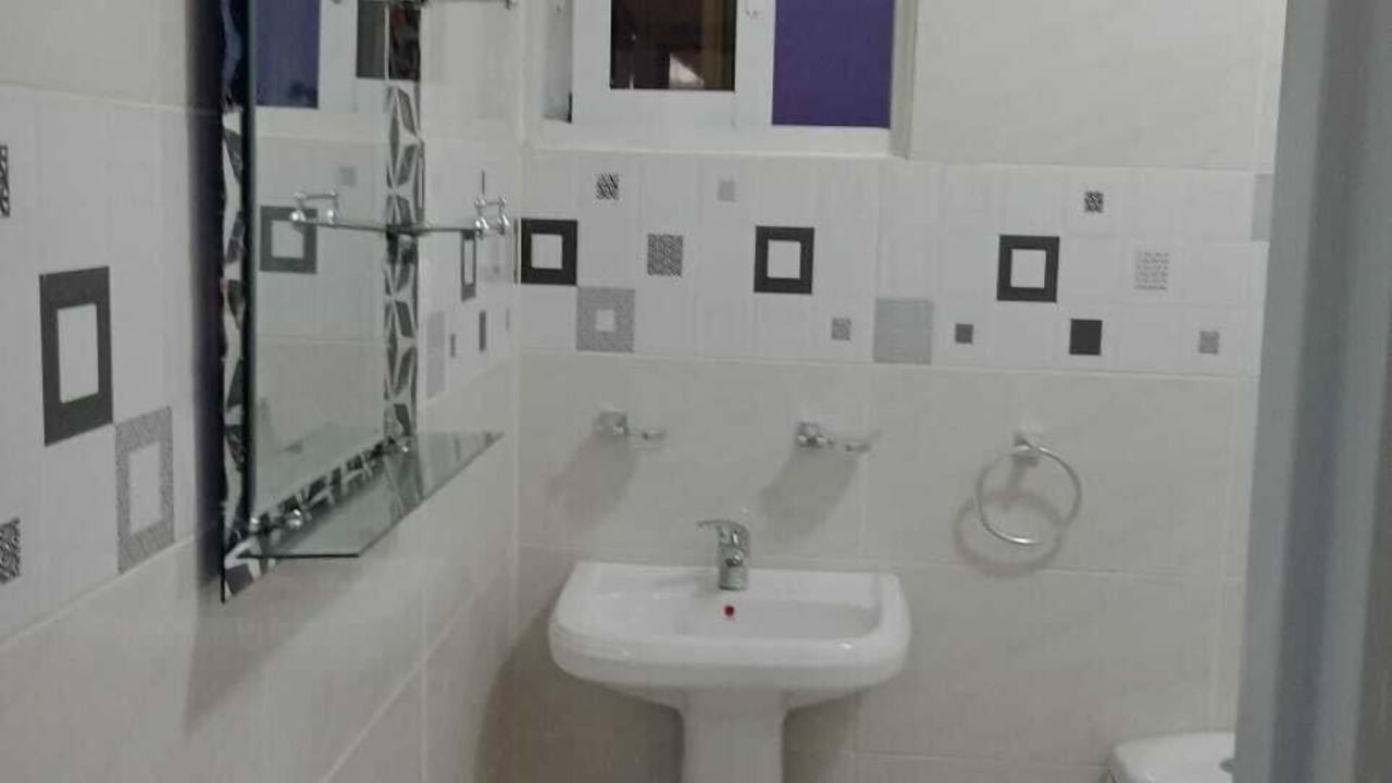 Photo of Bathroom in Los Cerros