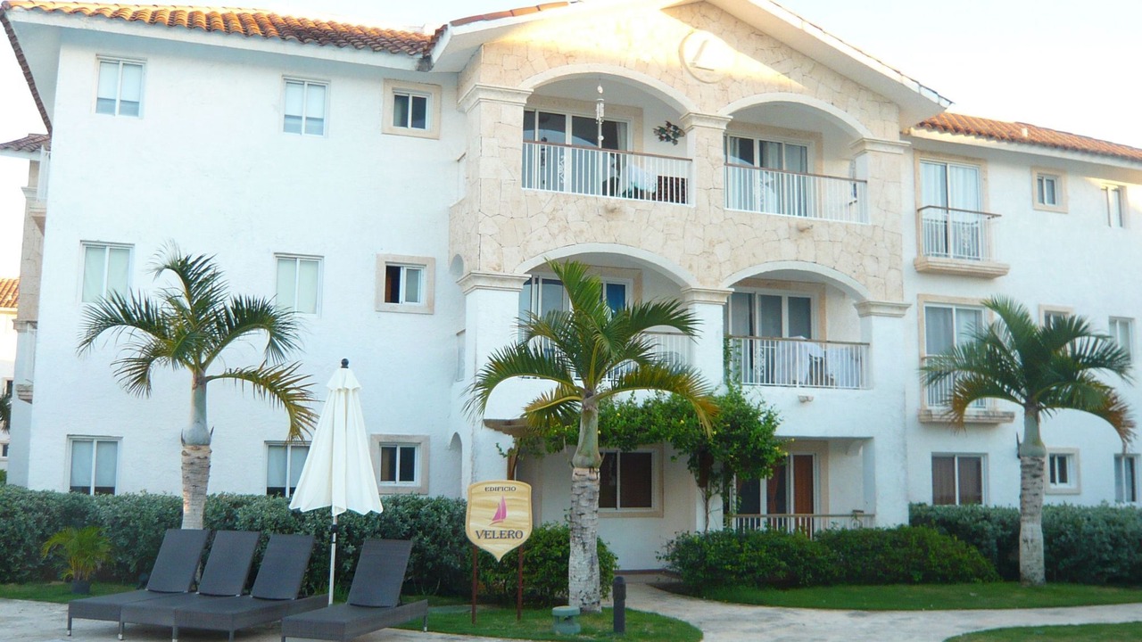 Photo of Others in Dominicus