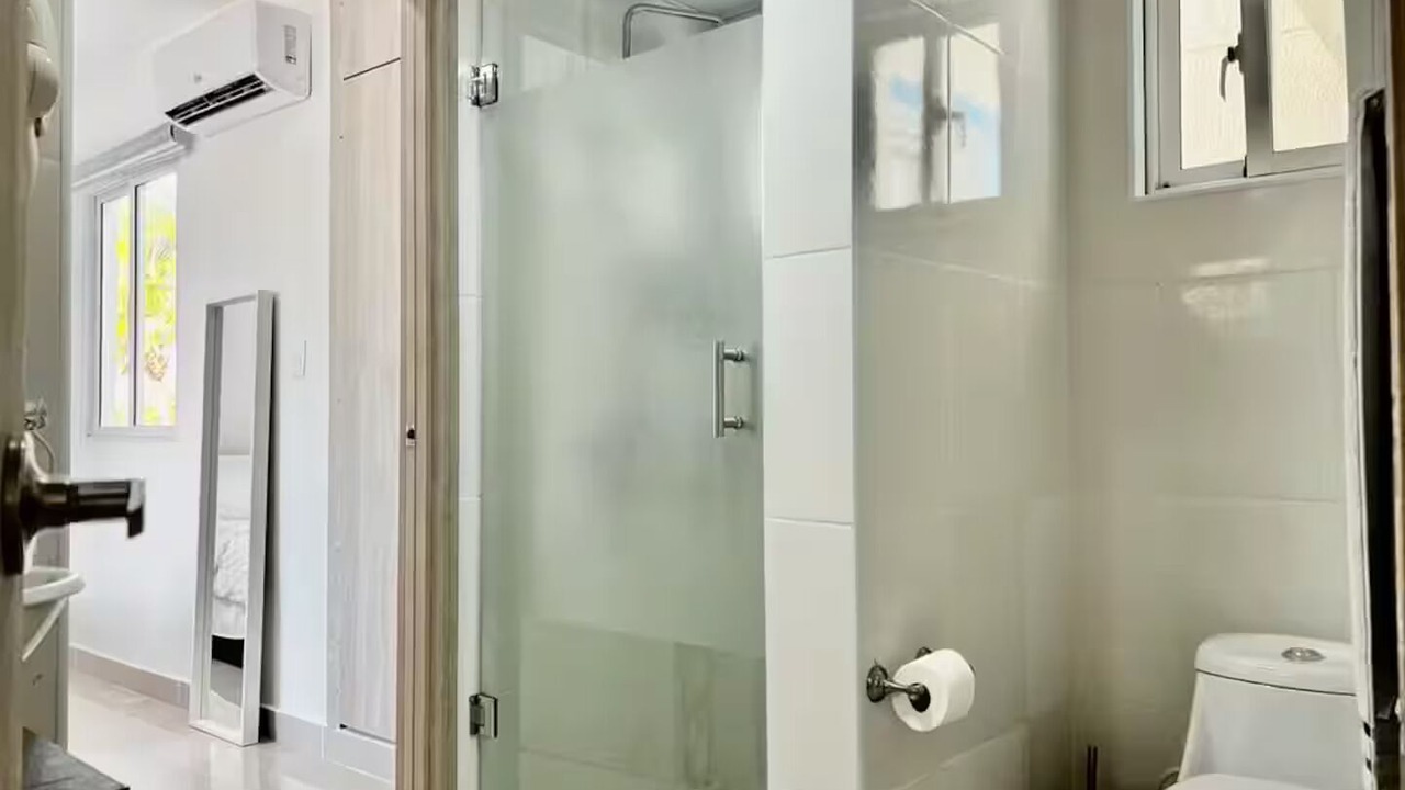 Photo of Bathroom in Veron