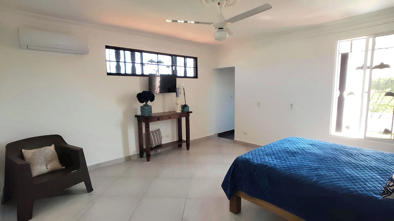 Photo of Bedroom in Playa Chiquita