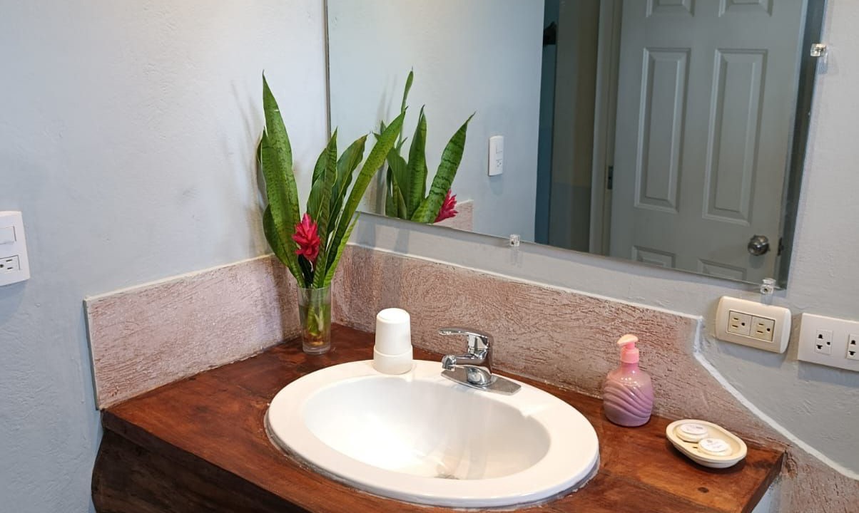 Photo of Bathroom in El Callejon