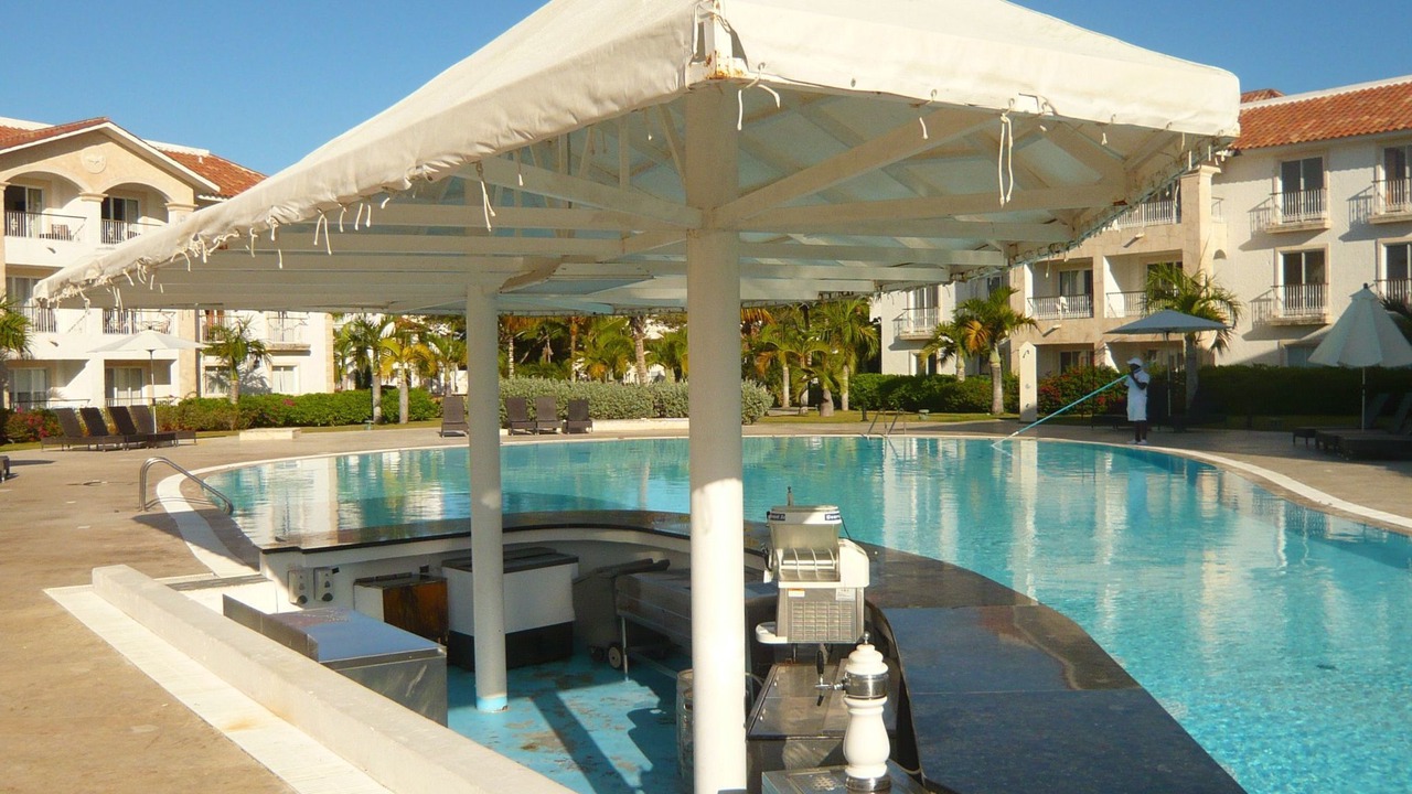 Photo of Others in Dominicus
