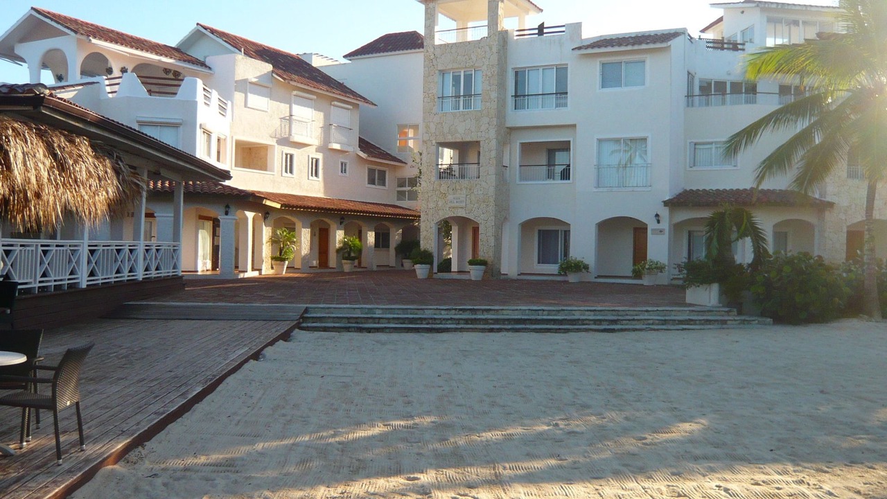 Photo of Others in Dominicus