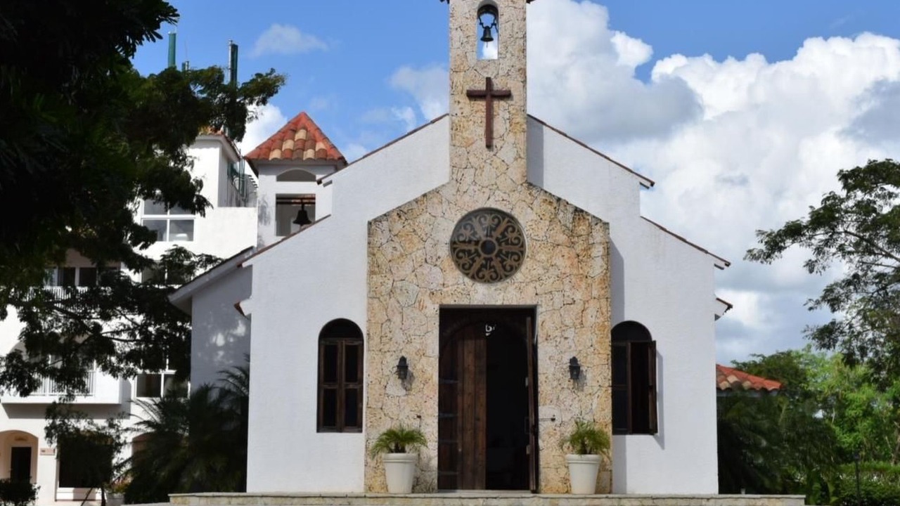Photo of Others in Dominicus