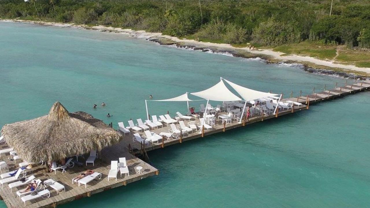 Photo of Others in Dominicus