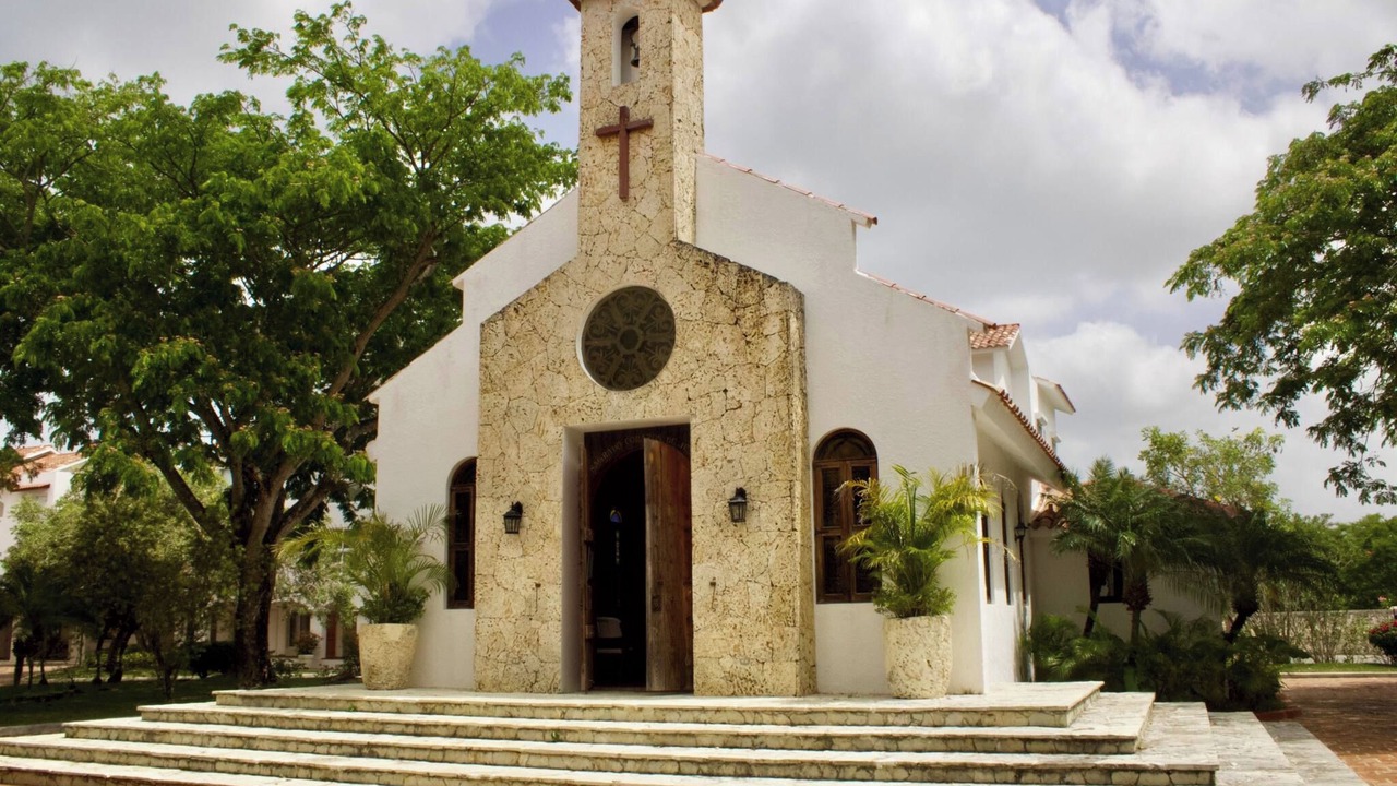 Photo of Others in Dominicus
