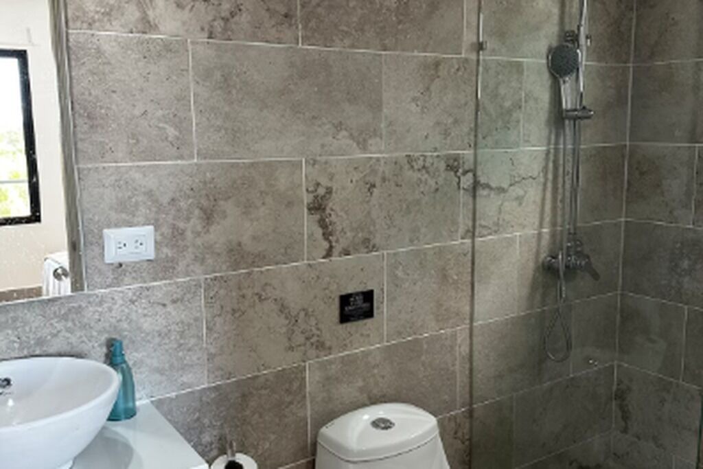 Photo of Bathroom in Veron