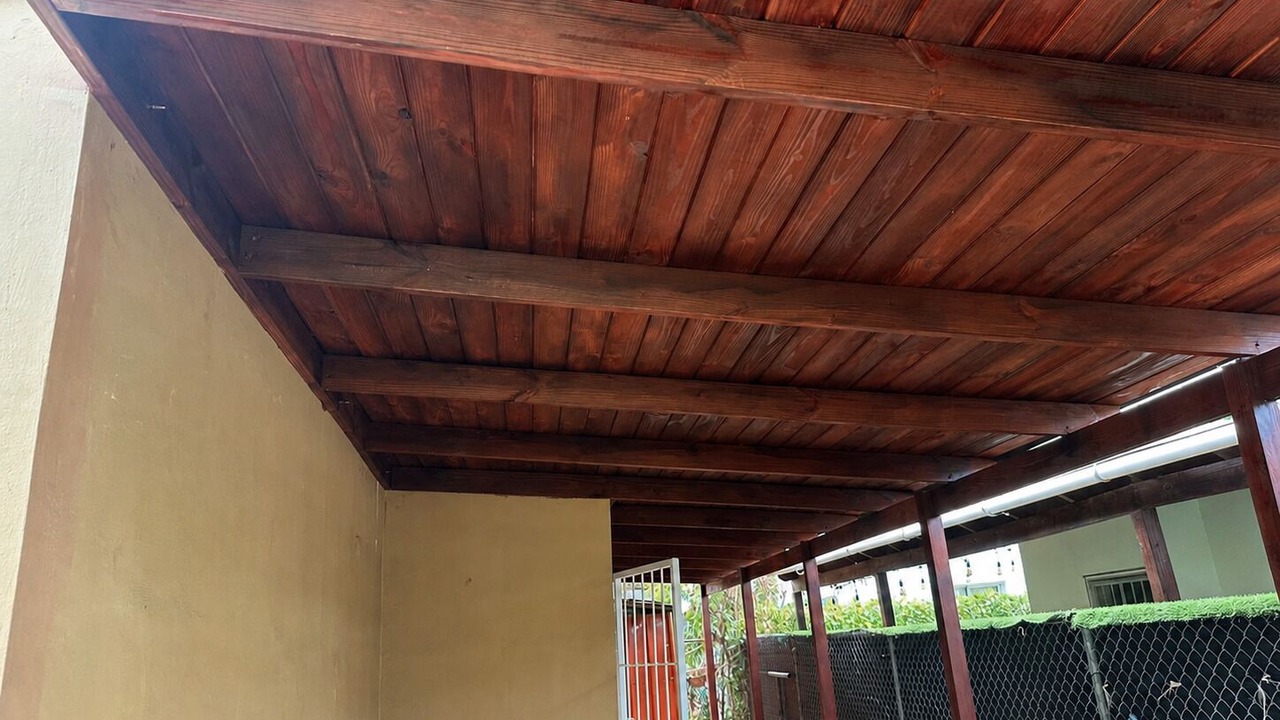 Photo of Outdoor in Veron