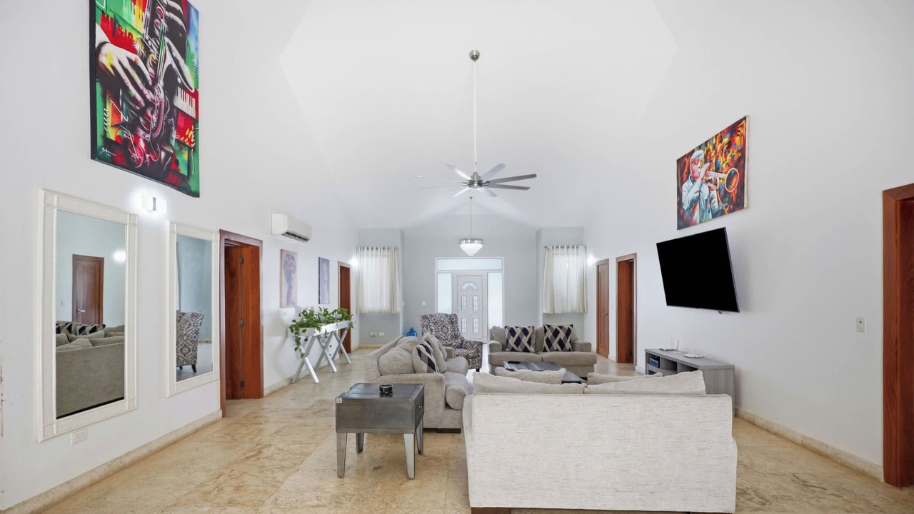 Photo of Livingroom in Urbanizacion Tavarez