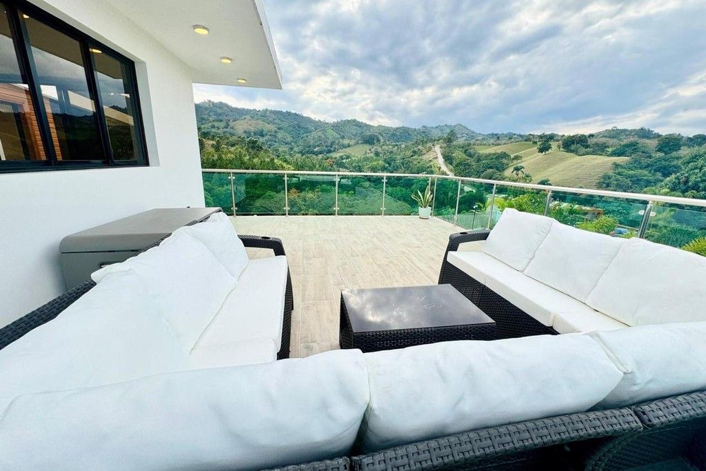 Photo of Patio Balcony in La Vega Province