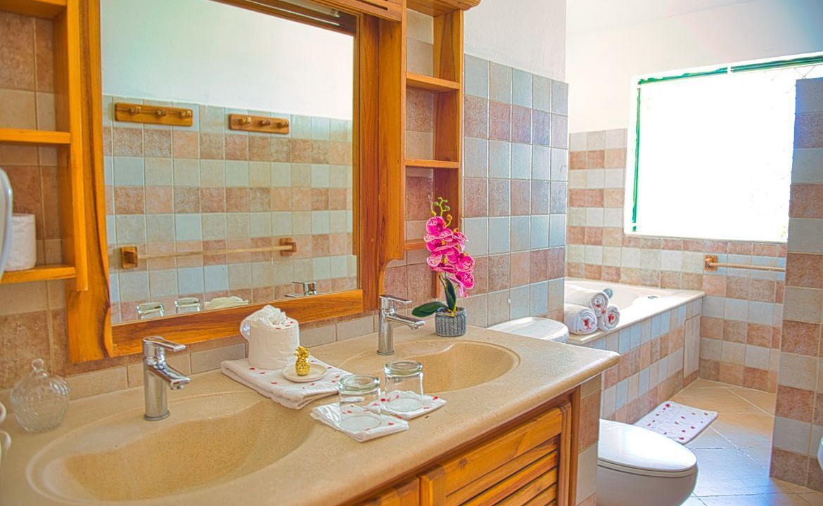 Photo of Bathroom in La Iglesia