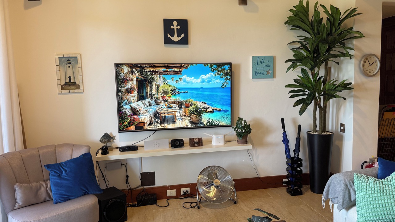 Photo of Livingroom in Los Altos
