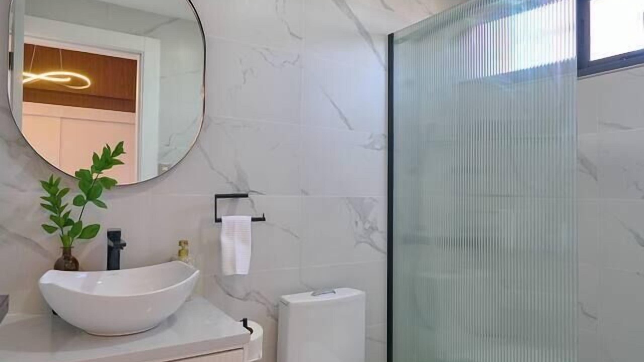 Photo of Bathroom in Evaristo Morales