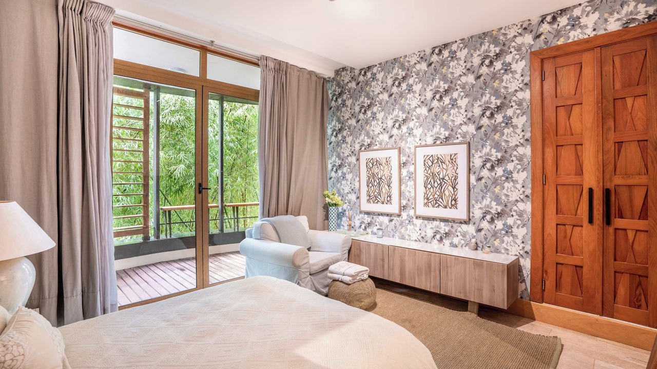 Photo of Bedroom in Los Altos