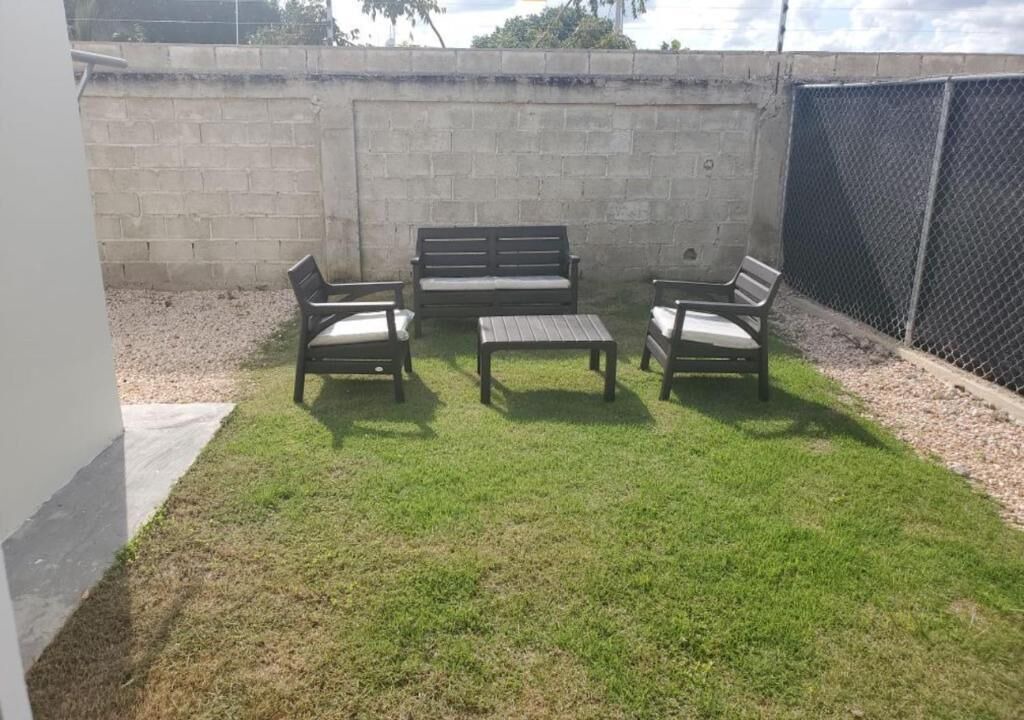 Photo of Outdoor in Veron