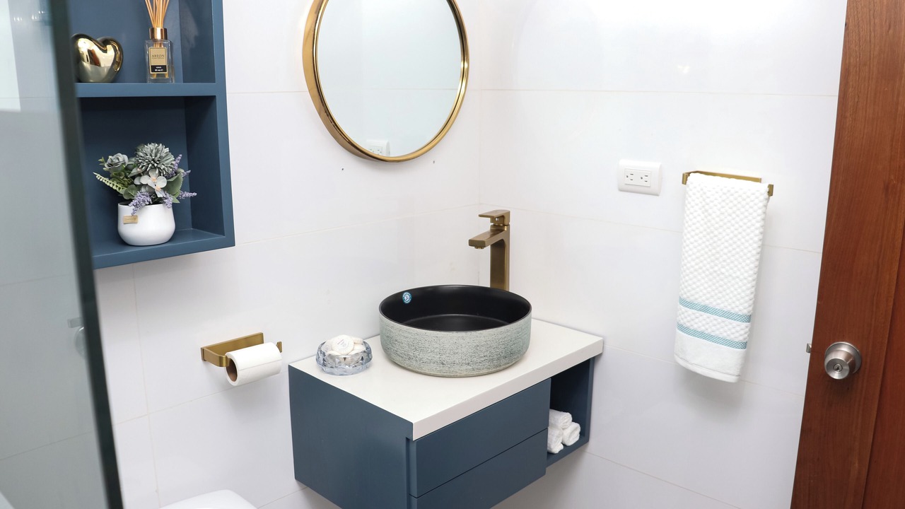 Photo of Bathroom in Llanos de Gurabo I