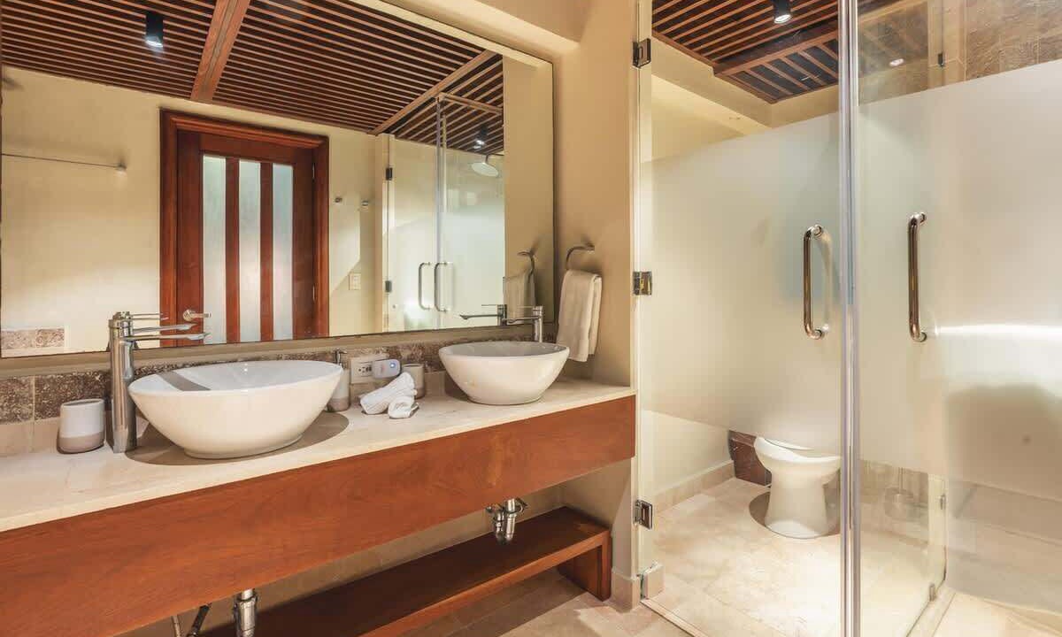 Photo of Bathroom in Cap Cana Marina
