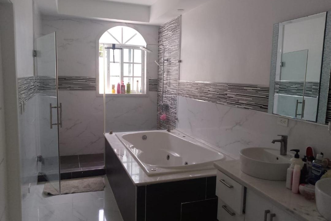 Photo of Bathroom in Santo Domingo Norte