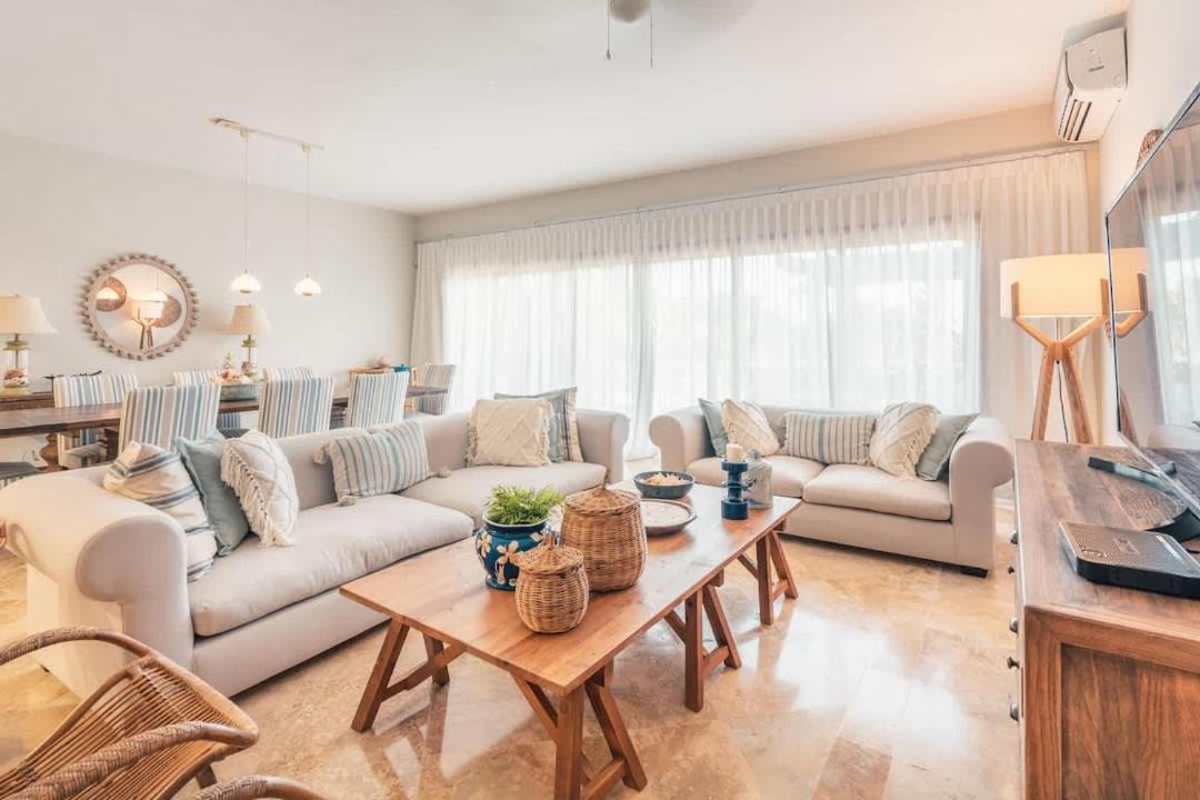 Photo of Livingroom in Puerto Bahia