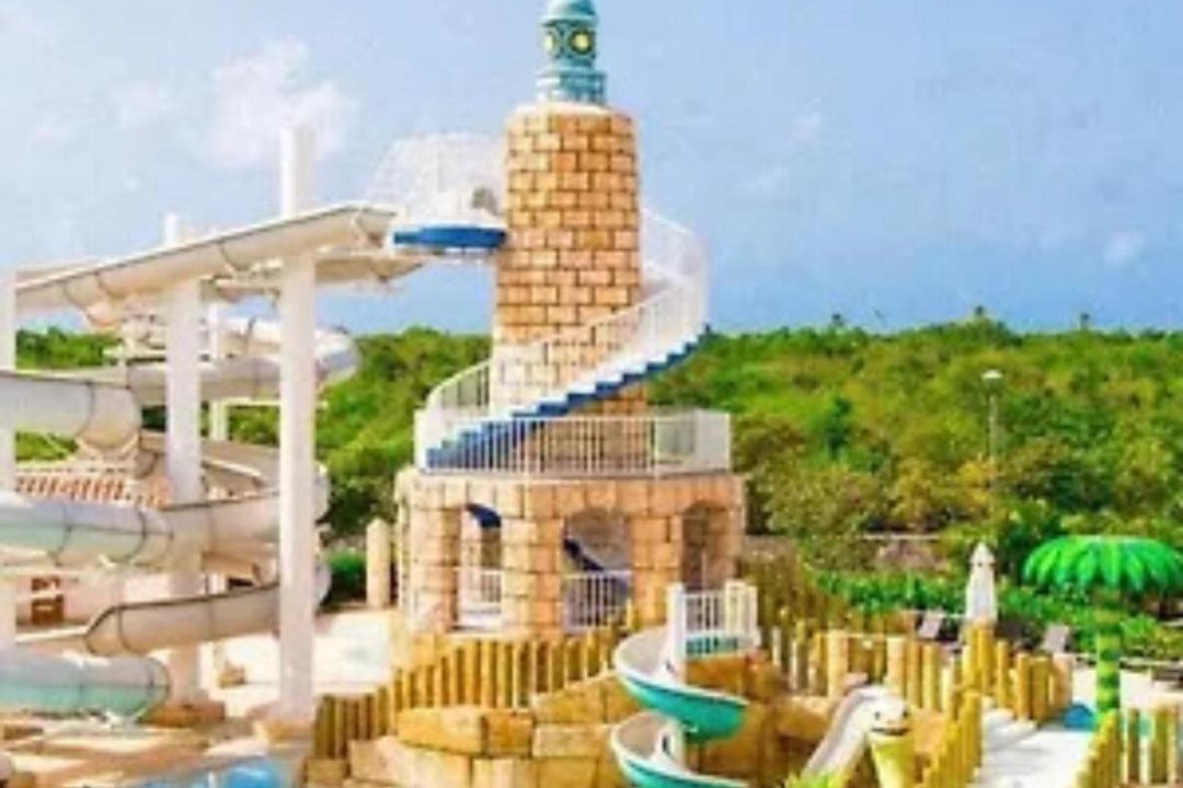 Photo of Others in Dominicus