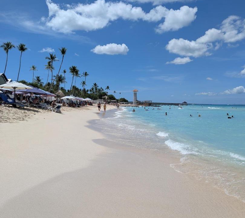 Photo of Others in Dominicus
