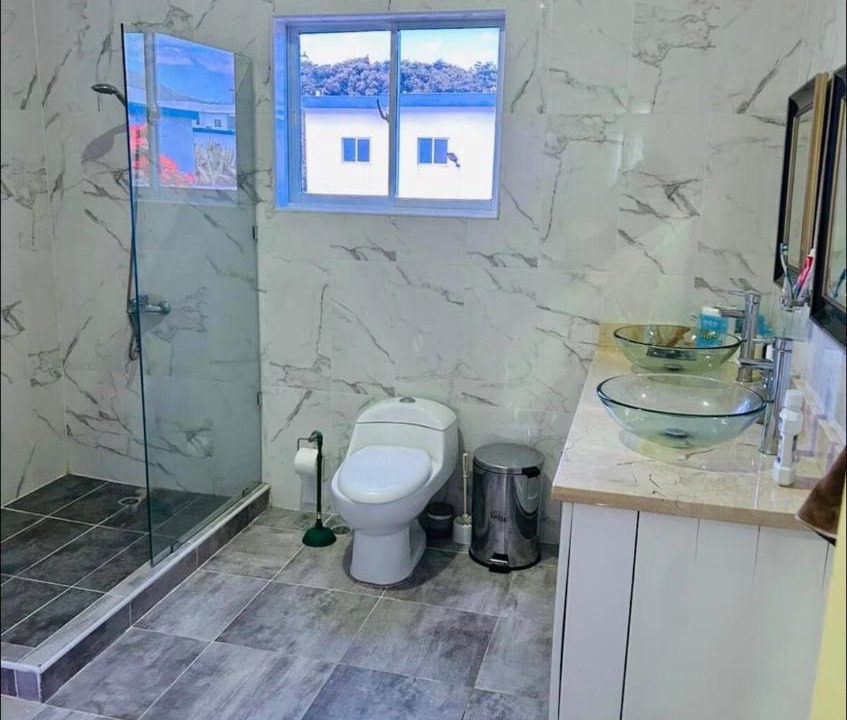 Photo of Bathroom in Montellano