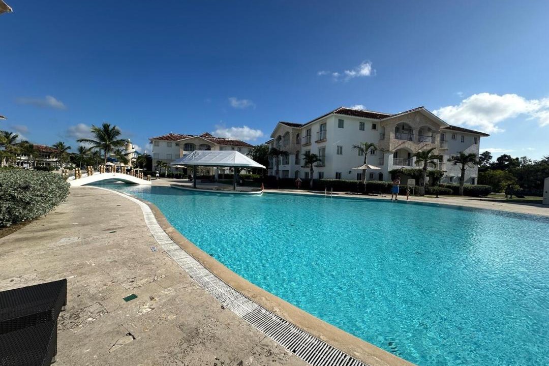 Photo of Others in Dominicus