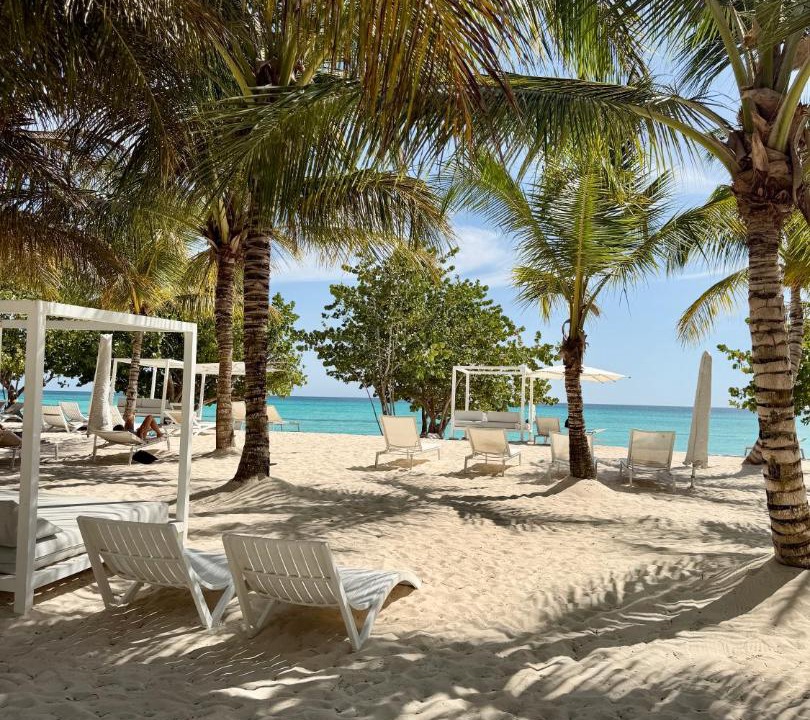 Photo of Others in Dominicus