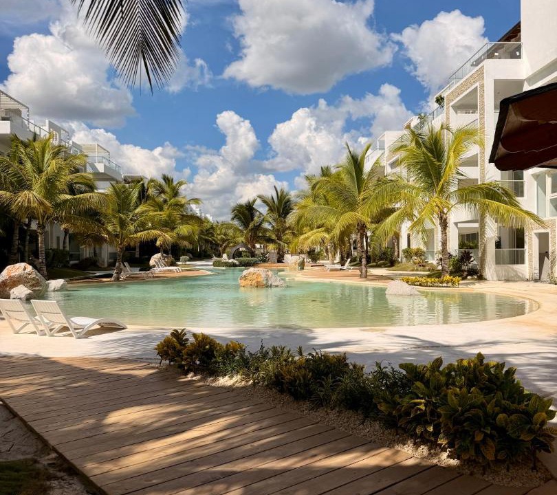 Photo of Others in Dominicus