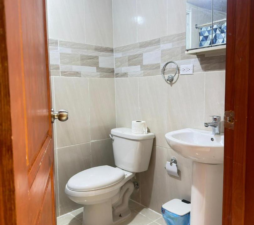 Photo of Bathroom in Pedro Brand