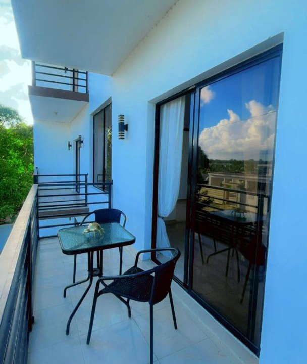 Photo of Patio Balcony in El Factor