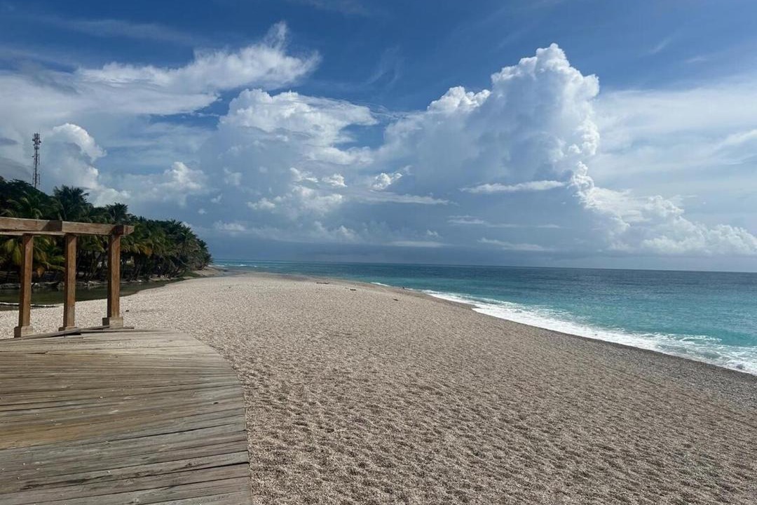 Photo of Others in Paraiso