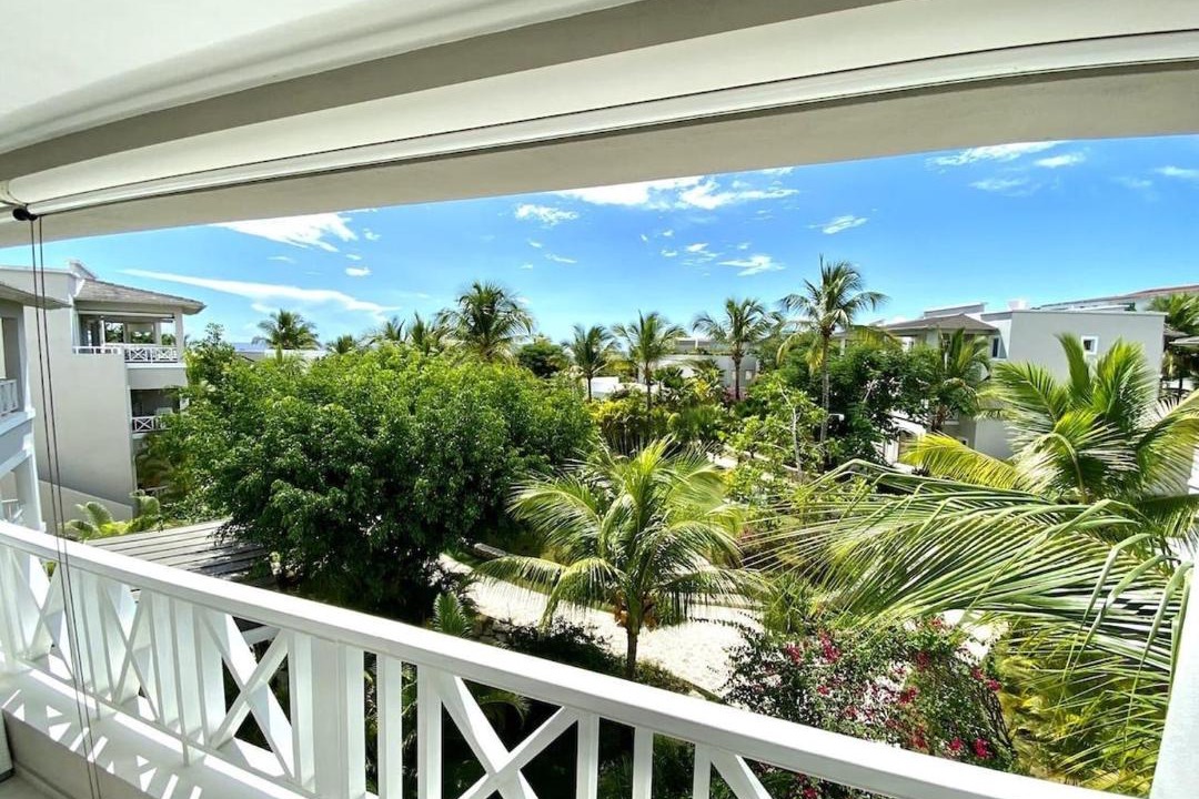 Photo of Others in Dominicus